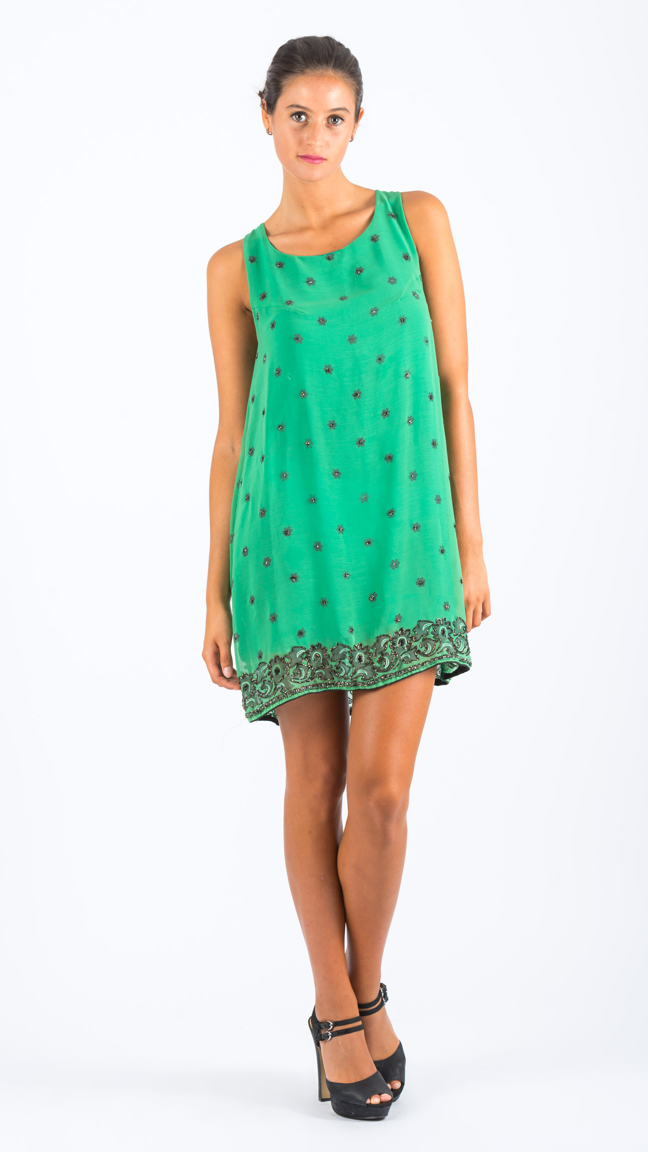 Vestido en gasa bordada