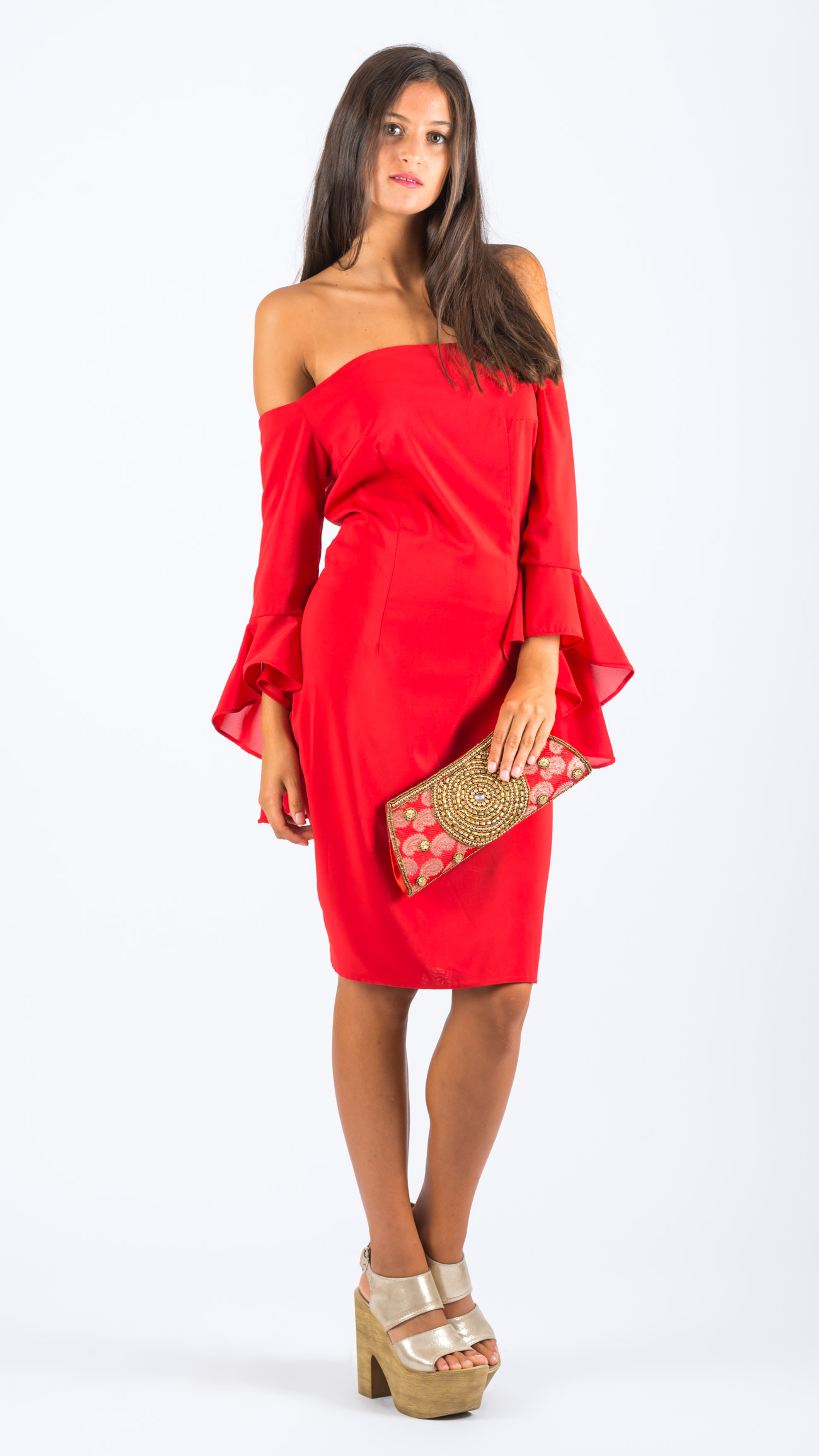 Vestido off the shoulder con mangas anchas