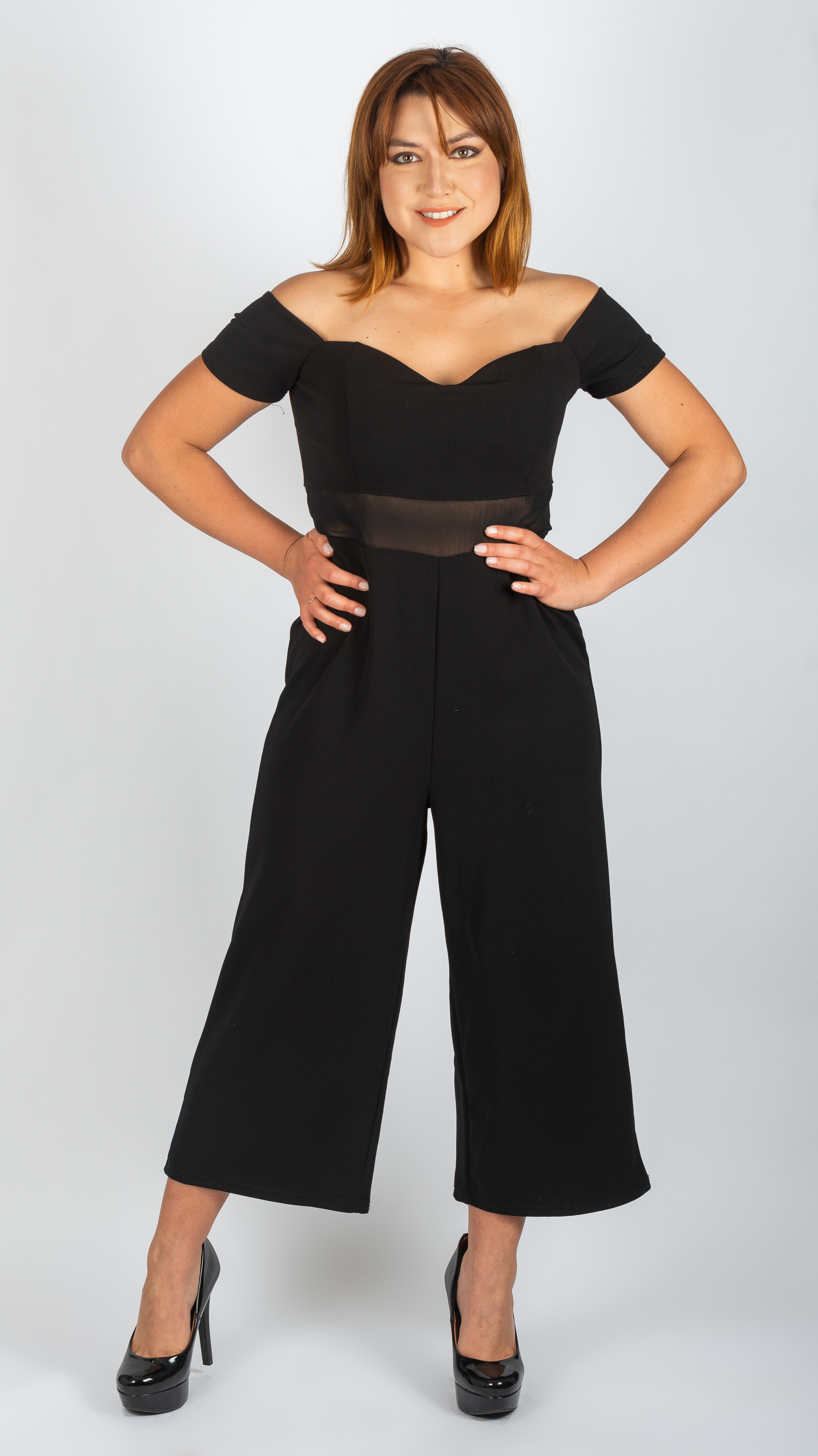 Enterito off the shoulder con transparencia en cintura