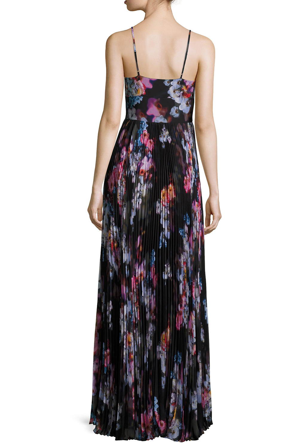 Vestido con falda plisada