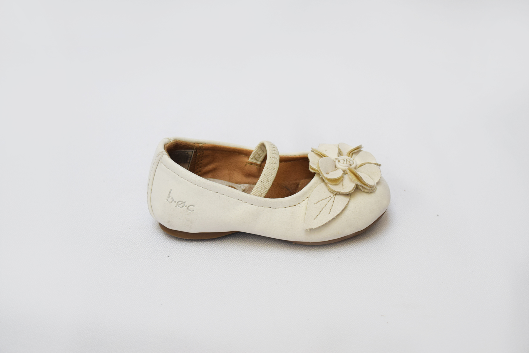 Guillerminas blancas con flor