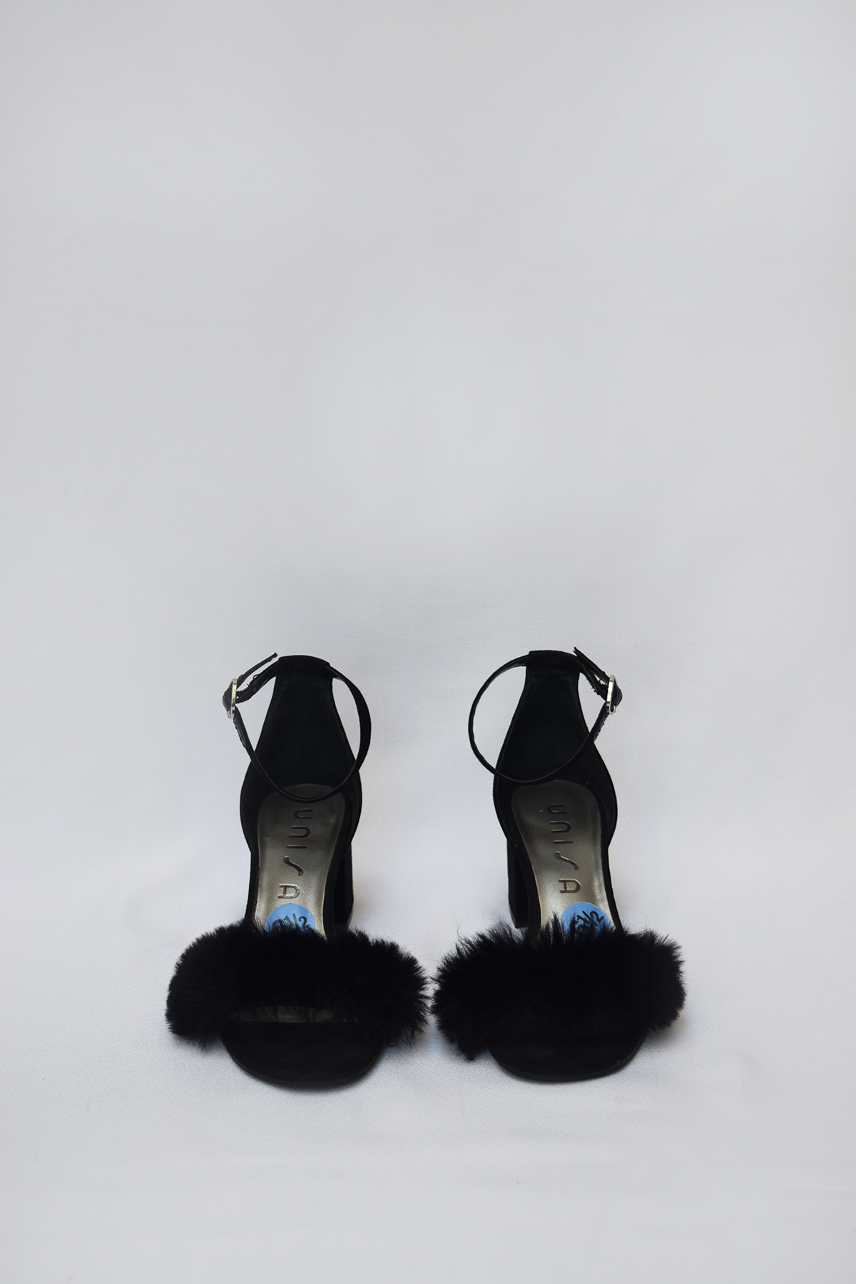 Sandalias peluditas