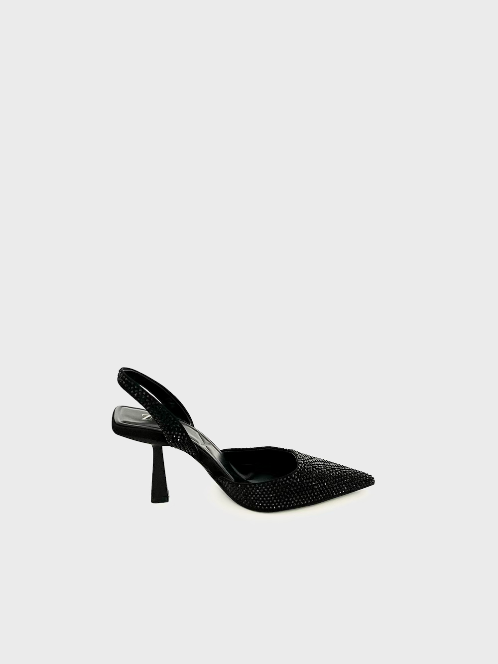 Zapatos en punta con brillos