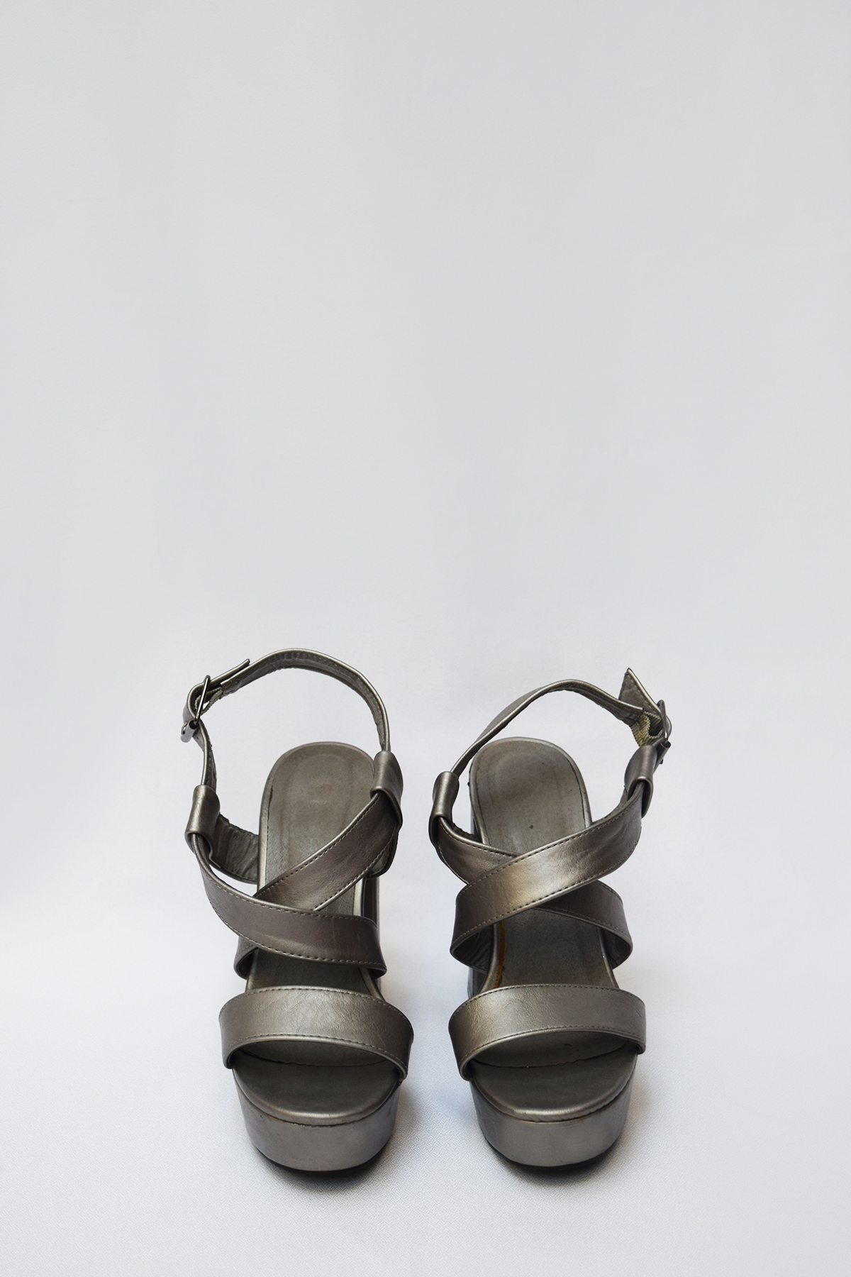 Sandalias peltre con plataforma