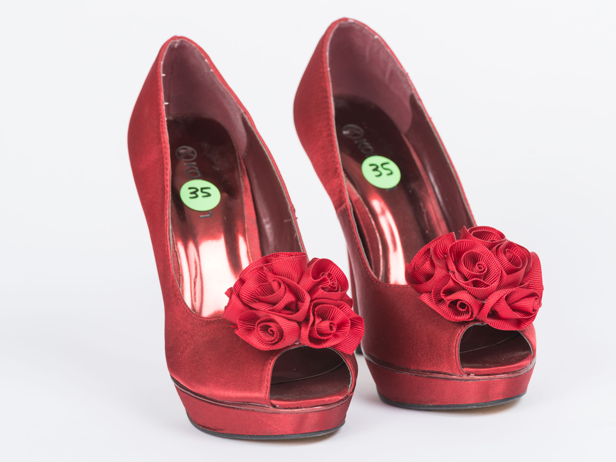Zapatos boca de pez con flor