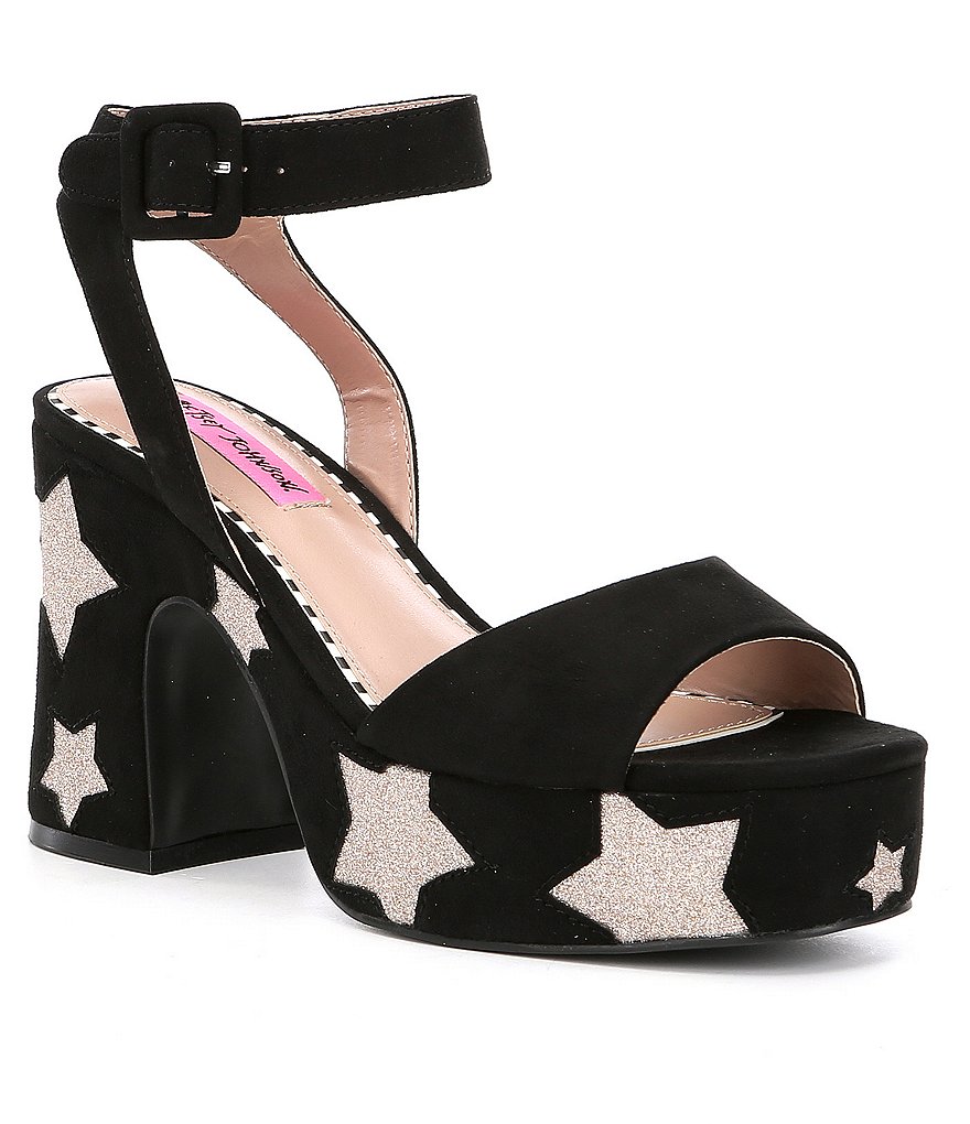 Sandalias con estrellas en plataforma