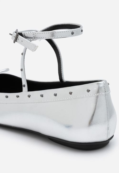 Balerina plata con tachas